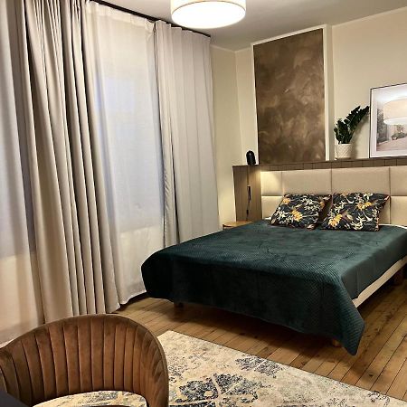 Guest House In Dobele City Center- Pilsetas Maja المظهر الخارجي الصورة