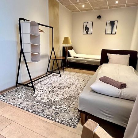 Guest House In Dobele City Center- Pilsetas Maja المظهر الخارجي الصورة