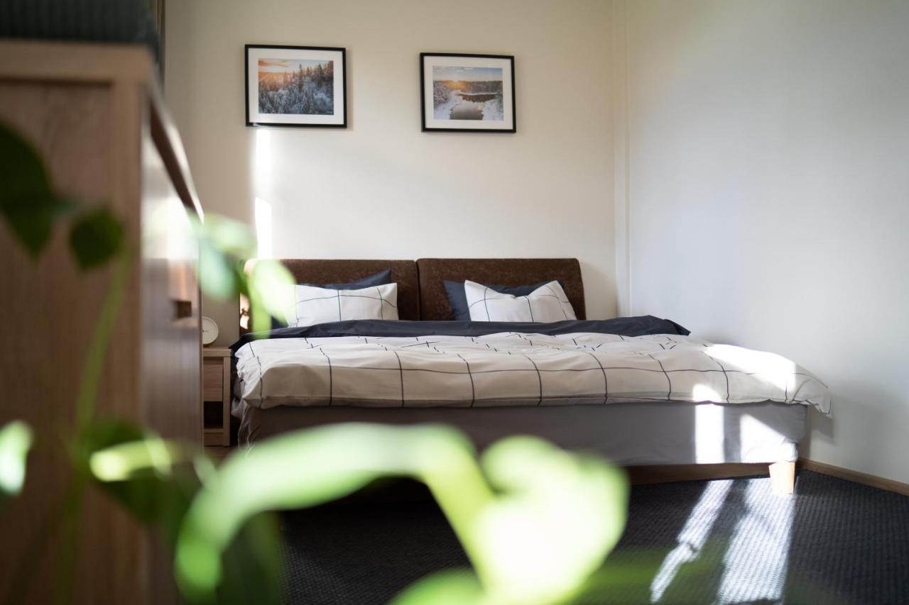Guest House In Dobele City Center- Pilsetas Maja المظهر الخارجي الصورة