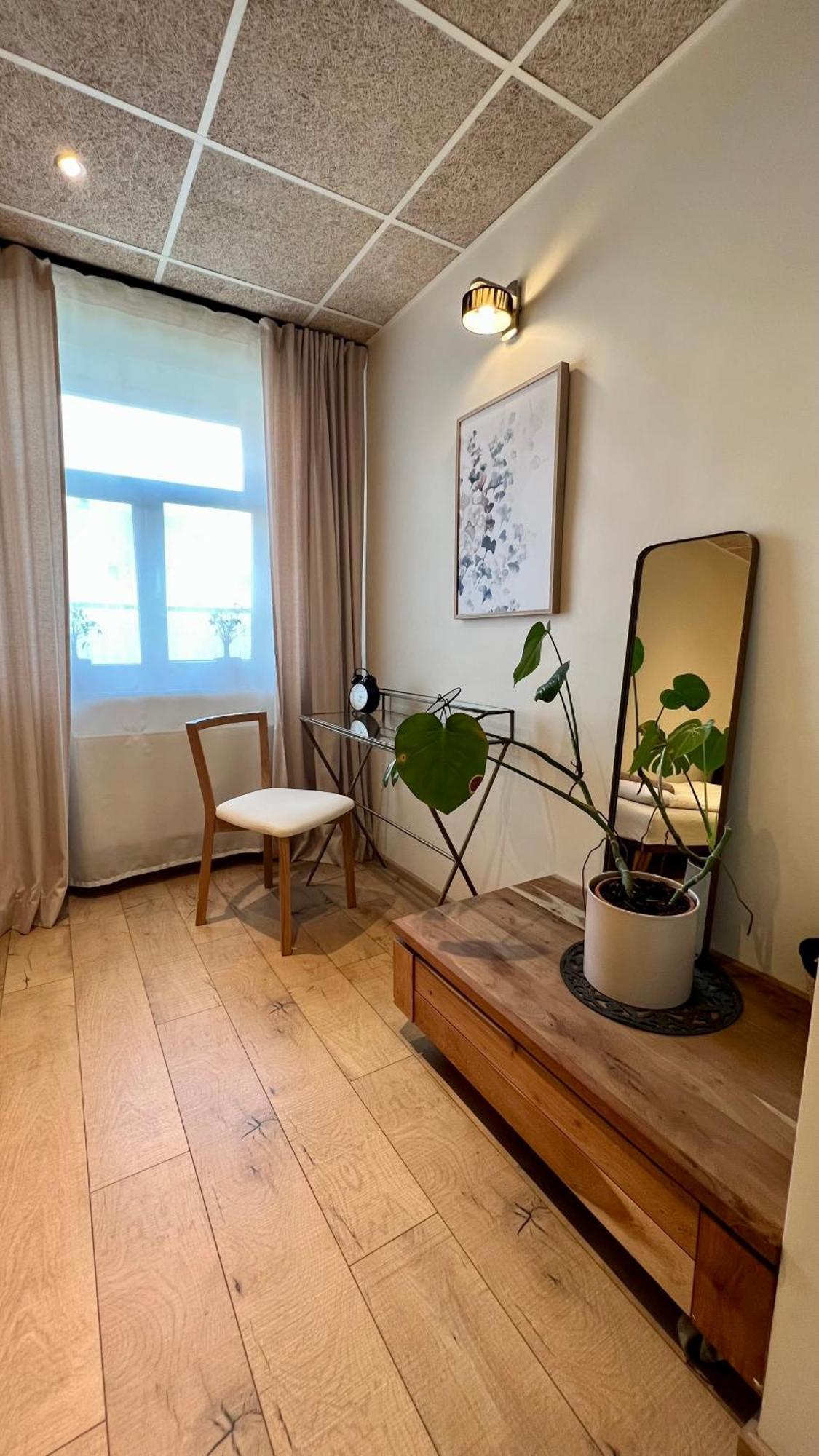 Guest House In Dobele City Center- Pilsetas Maja المظهر الخارجي الصورة